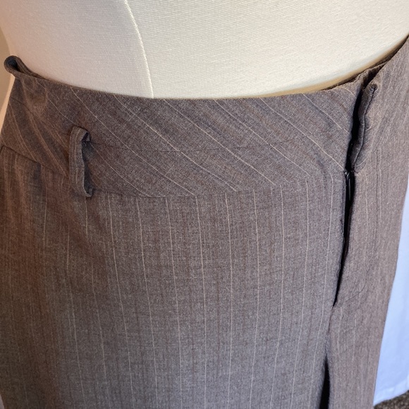 Gray/Brown Wide leg Pinstriped Pants - Picture 3 of 5